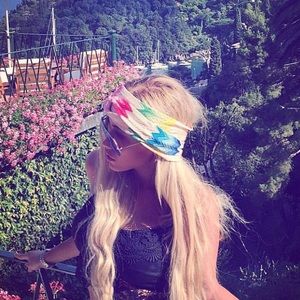 Missoni headwrap super chick mint condition